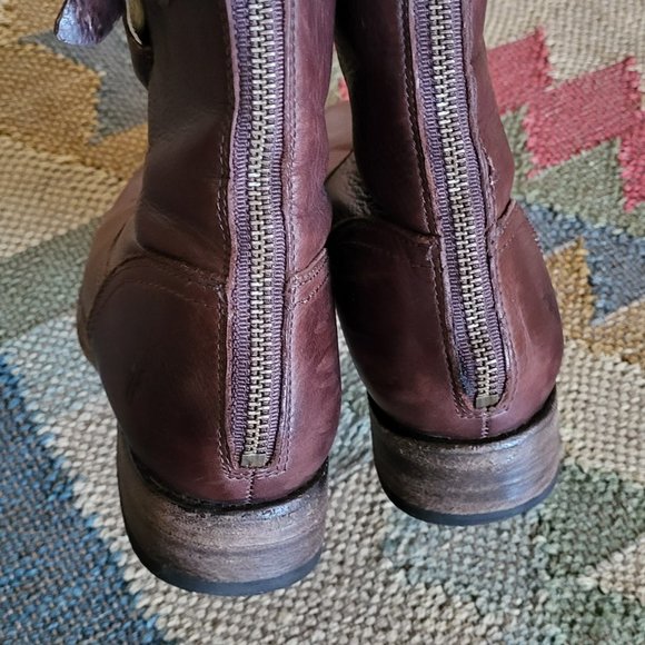 FRYE Pippa Short Boot - Brown - 9B - Picture 3 of 7